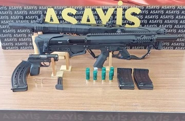 HAVAYA ATEŞ A&Ccedil;AN 3 ŞAHIS G&Ouml;ZALTINA ALINDI