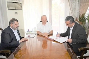 HAYIRSEVER VATANDAŞ &Ccedil;AMLITEPE&rsquo;YE CAMİ YAPIYOR