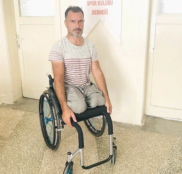 İŞ ADAMINDAN ENGELLİLERE TEKERLEKLİ SANDALYE