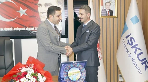 İŞKUR&rsquo;DA DEVİR TESLİM GER&Ccedil;EKLEŞTİ