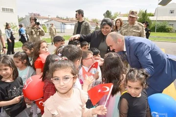 JANDARMA KOMUTANLIĞI MİNİK &Ouml;ĞRENCİLERİ AĞIRLADI