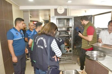 KA&Ccedil;AK ET KESİMİ DENETLENİYOR