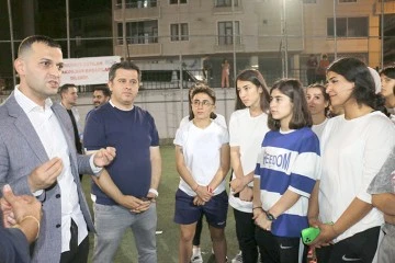 KADIN FUTBOL TAKIMI PLAY-OFF İ&Ccedil;İN ANKARA&rsquo;YA GİTTİ