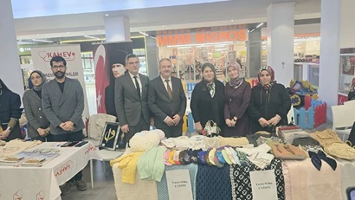 KADINA Y&Ouml;NELİK ŞİDDETLE M&Uuml;CADELE ETKİNLİKLERİ YAPILDI