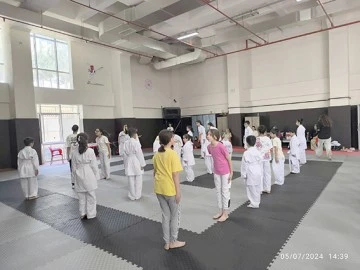 KARATECİLER, KUŞAK SINAVINDA G&Ouml;Z DOLDURDU