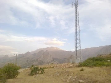 KAYIKLI K&Ouml;Y&Uuml;NE BAZ İSTASYONU