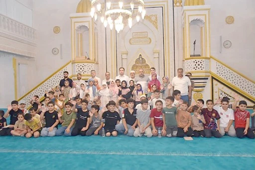 KAYMAKAM BAŞAR’DAN YAZ KUR’AN KURSUNA ZİYARET