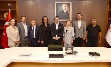 KAYMAKAM &Ouml;ZT&Uuml;RK, İSTANBUL&rsquo;DA &Ccedil;EŞİTLİ TEMASLARDA BULUNDU