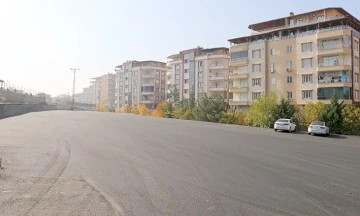 KIŞ &Ouml;NCESİ ASFALTLAMA &Ccedil;ALIŞMALARI DEVAM EDİYOR