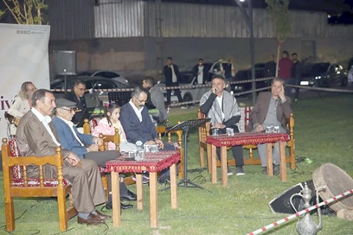 KORİK MAHALLESİNDE DENGB&Ecirc;JLER GECESİ