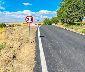 K&Ouml;Y YOLU BETON ASFALTA KAVUŞTU