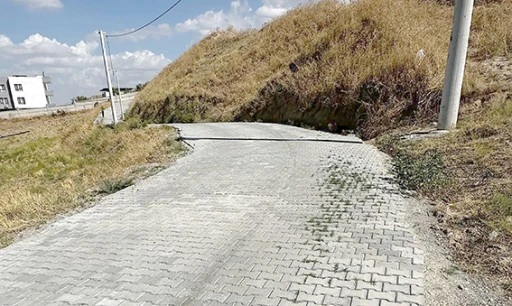 K&Ouml;YLERDE PARKE TAŞI YAPIMI TAMAMLANDI