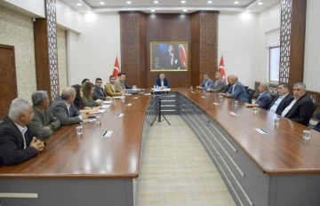 KOZLUK&rsquo;TA HAYVANLAR İ&Ccedil;İN ALINACAK TEDBİRLER G&Ouml;R&Uuml;Ş&Uuml;LD&Uuml;