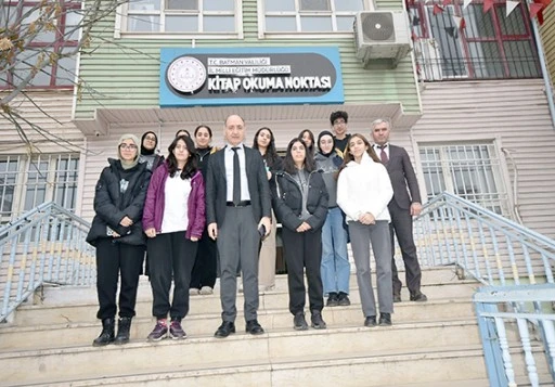 KURTARAN, KİTAP OKUMA NOKTASI'NDA &Ouml;ĞRENCİLERLE BULUŞTU