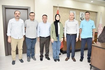 LGS BİRİNCİSİNDEN İL M&Uuml;D&Uuml;R&Uuml; KURTARAN ZİYARET