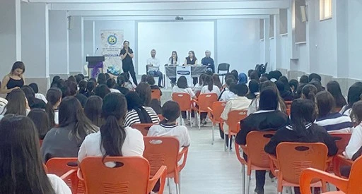 LİSE &Ouml;ĞRENCİLERİNE &Ccedil;OCUK HAKLARI ANLATILDI