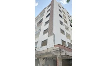 MADDE BAĞIMLILARININ CİRİT ATTIĞI KONUTLAR TEHLİKE SA&Ccedil;IYOR!