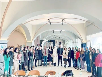 MALİ M&Uuml;ŞAVİRLER ODASINDAN 8 MART ETKİNLİĞİ