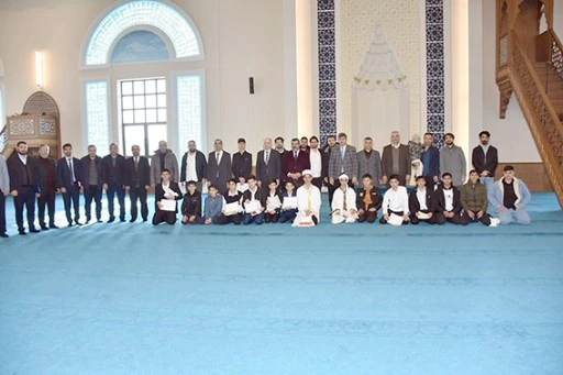 MESLEKİ YARIŞMALAR &Ouml;D&Uuml;L T&Ouml;RENİ D&Uuml;ZENLENDİ