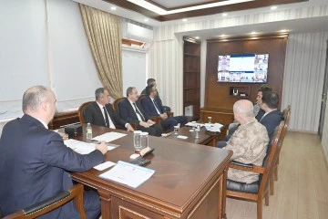 METAMFETAMİN İLE M&Uuml;CADELE TOPLANTISI YAPILDI