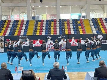 MEZOPOTAMYA HALK OYUNLARI EKİBİ &lsquo;TARİH&rsquo; YAZDI