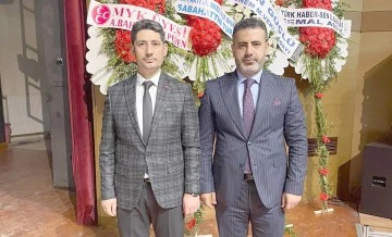 MHP&rsquo;DEN MİTİNG GİBİ KONGRE