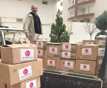 MHP&rsquo;NİN YARDIM KOLİLERİ DEPREMZEDELERE GİTTİ