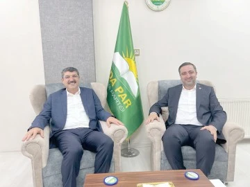 MİLLETVEKİLİ NASIROĞLU'NDAN H&Uuml;DA PAR&rsquo;A BAYRAM ZİYARETİ