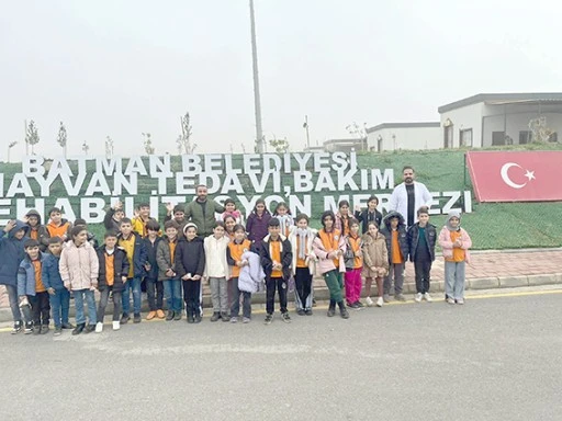 MİNİK &Ouml;ĞRENCİLERDEN CAN DOSTLARA ZİYARET