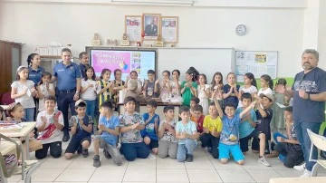 MİNİK &Ouml;ĞRENCİLERE POLİSLİK MESLEĞİ ANLATILDI