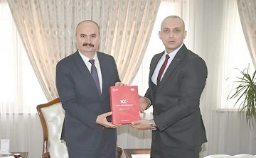 M&Uuml;D&Uuml;R &Ccedil;İL&rsquo;DEN VALİ CANALP&rsquo;A ZİYARET