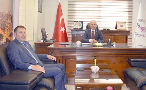 M&Uuml;D&Uuml;R G&Uuml;M&Uuml;Ş&rsquo;TEN BAŞKAN KAPLAN&rsquo;A &Ouml;NEMLİ ZİYARET