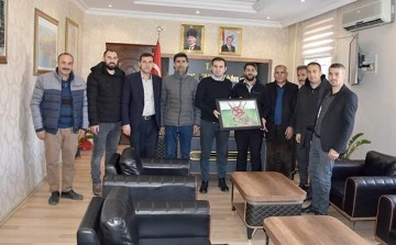 MUHTARLARDAN KAYMAKAM METE&rsquo;YE ZİYARET