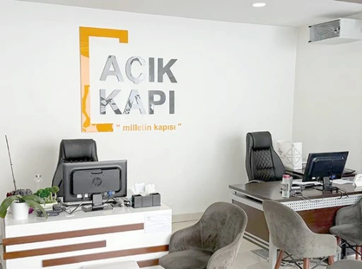 A&Ccedil;IK KAPI&rsquo;DA 2025&rsquo;TE 2 BİN 894 BAŞVURU SONU&Ccedil;LANDIRILDI