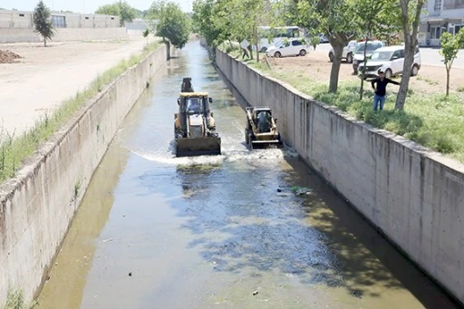 İLUH DERESİ'NDE KAPSAMLI TEMİZLİK &Ccedil;ALIŞMASI