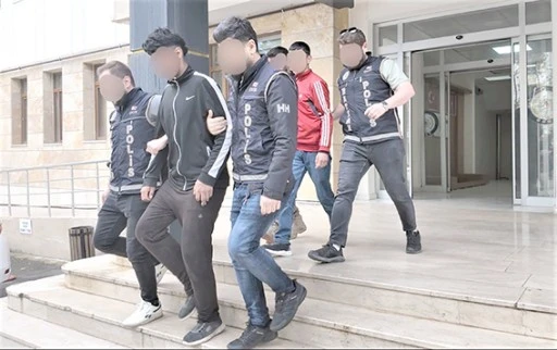 İNŞAAT HIRSIZLARINA SU&Ccedil;&Uuml;ST&Uuml;: 2 Ş&Uuml;PHELİ TUTUKLANDI