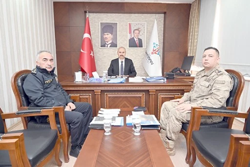 VALİ CANALP, VKS TOPLANTISINA KATILDI