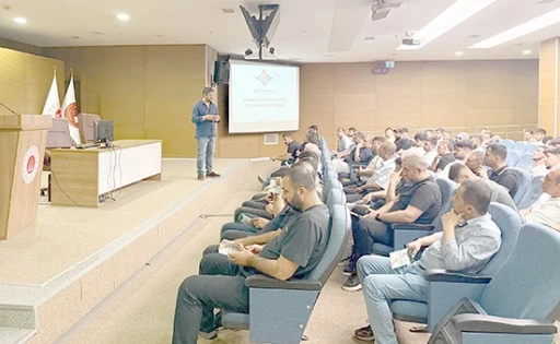Y&Uuml;K&Uuml;ML&Uuml;LERE BAĞIMLILIKLA M&Uuml;CADELE EĞİTİMİ