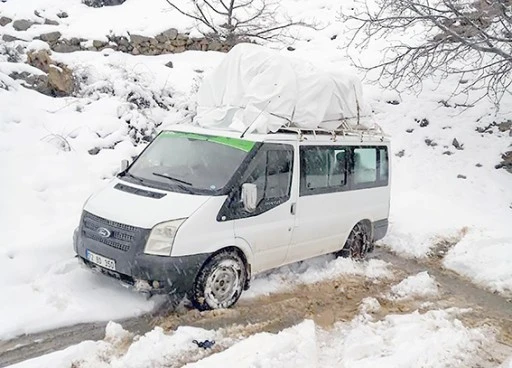 SASON'DA KARDAN KAPANAN YOLLAR A&Ccedil;ILIYOR