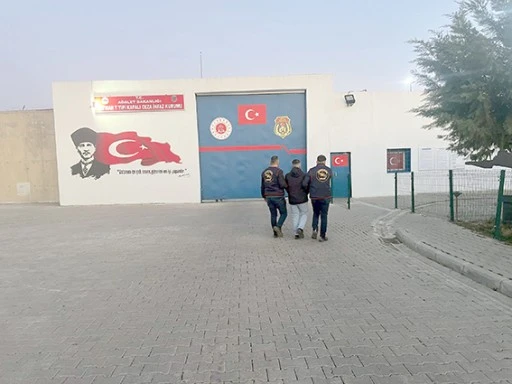 FİRARİ ŞAHIS KISKIVRAK YAKALANDI!