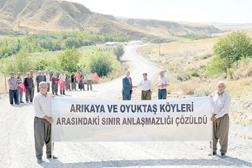 İKİ K&Ouml;Y ARASINDAKİ SINIR ANLAŞMAZLIĞI &Ccedil;&Ouml;Z&Uuml;LD&Uuml;