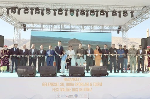 SU VE DOĞA SPORLARI FESTİVALİNE 56 BİN KİŞİ KATILDI