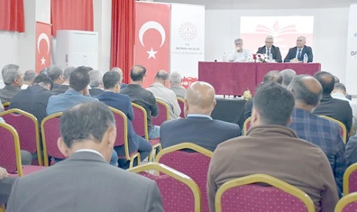 LİSE MÜDÜRLERİ TOPLANTISI YAPILDI