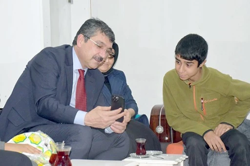 MİLLETVEKİLİ NASIROĞLU’NDAN HANE ZİYARETLERİ