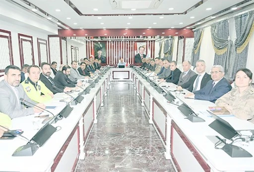 OKUL G&Uuml;VENLİĞİ İ&Ccedil;İN KURUMLARA SIFIR TOLERANS TALİMATI