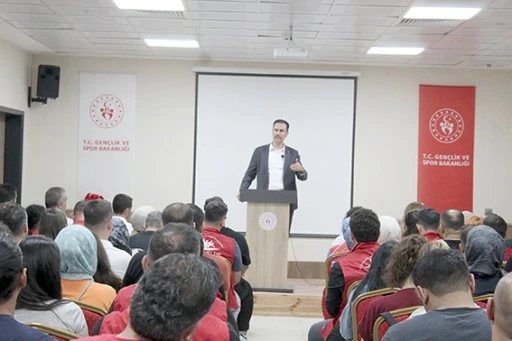 KAHYAOĞLU, HASANKEYF GEN&Ccedil;LİK KAMPINI ZİYARET ETTİ