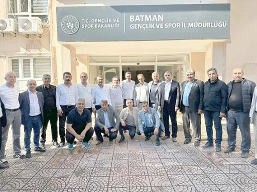 MUHTARLAR TARİHİ MEK&Acirc;NLARI GEZDİ