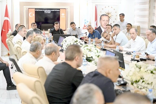 MADDE BAĞIMLILIĞINA KARŞI KURUMLAR TEK Y&Uuml;REK