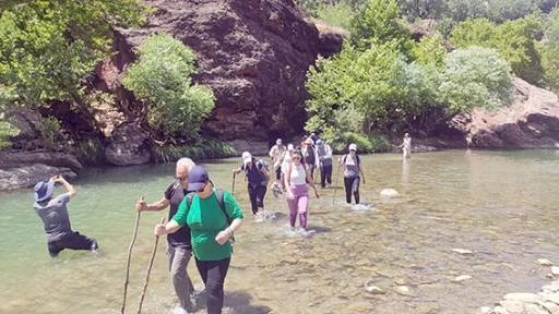G&Uuml;NEYDOĞU&rsquo;DA SICAKTAN KA&Ccedil;ANLAR ZORE KANYONUNA AKIN EDİYOR