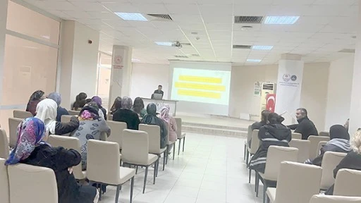 KIZ YURDU YURT PERSONELLERİNE &Ouml;ZEL GELİŞİM EĞİTİMİ